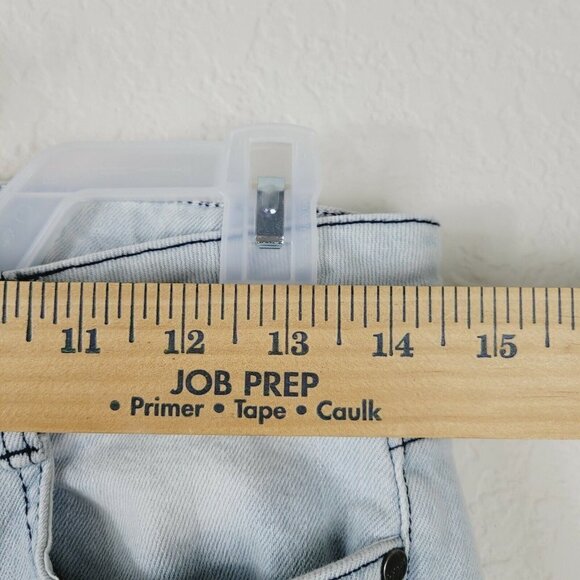 DKNY Sz 27 Women's Ankle Jeans Intentional Distressing Light Wash Mid Rise VGC - Picture 10 of 12